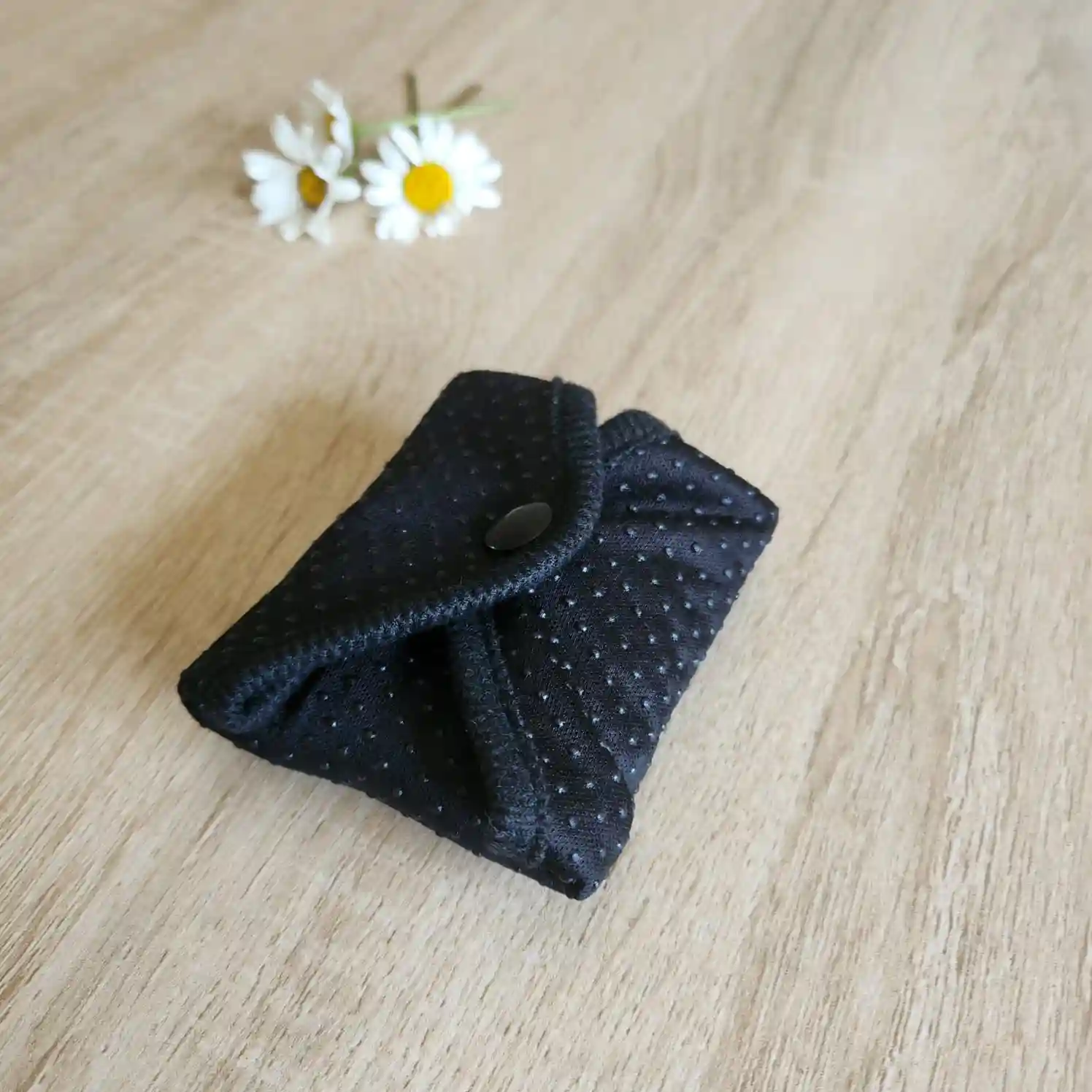 1 serviette lavable en Coton terry (Gamme S) - Flux léger à moyen - Coloris noir - *Produit déclassé* – Image 6