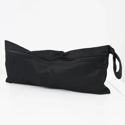 1 pochette multifonction imperméable et zippée - Minky Noir - Prix cassé