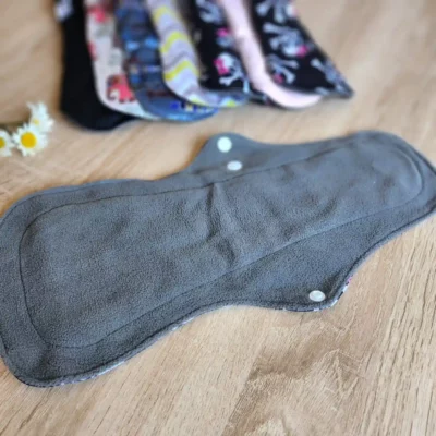 1 serviette hygiénique lavable (Gamme L) pour maternité, nuit **Produit déclassé**