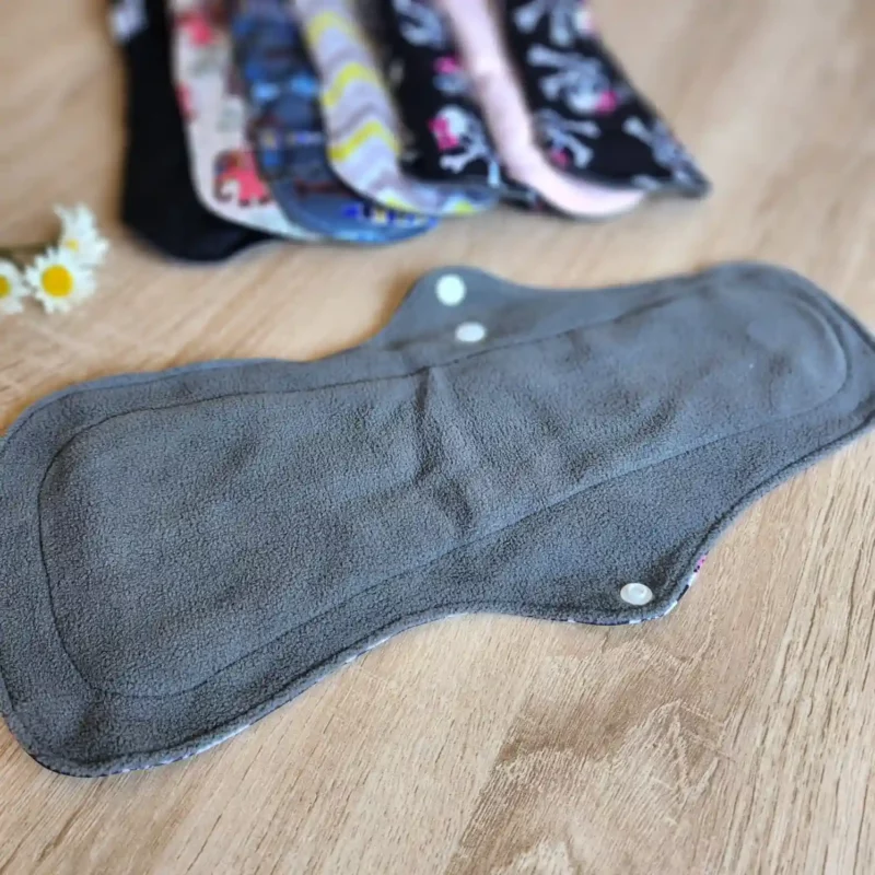 1 serviette hygiénique lavable (Gamme L) pour maternité, nuit **Produit déclassé**