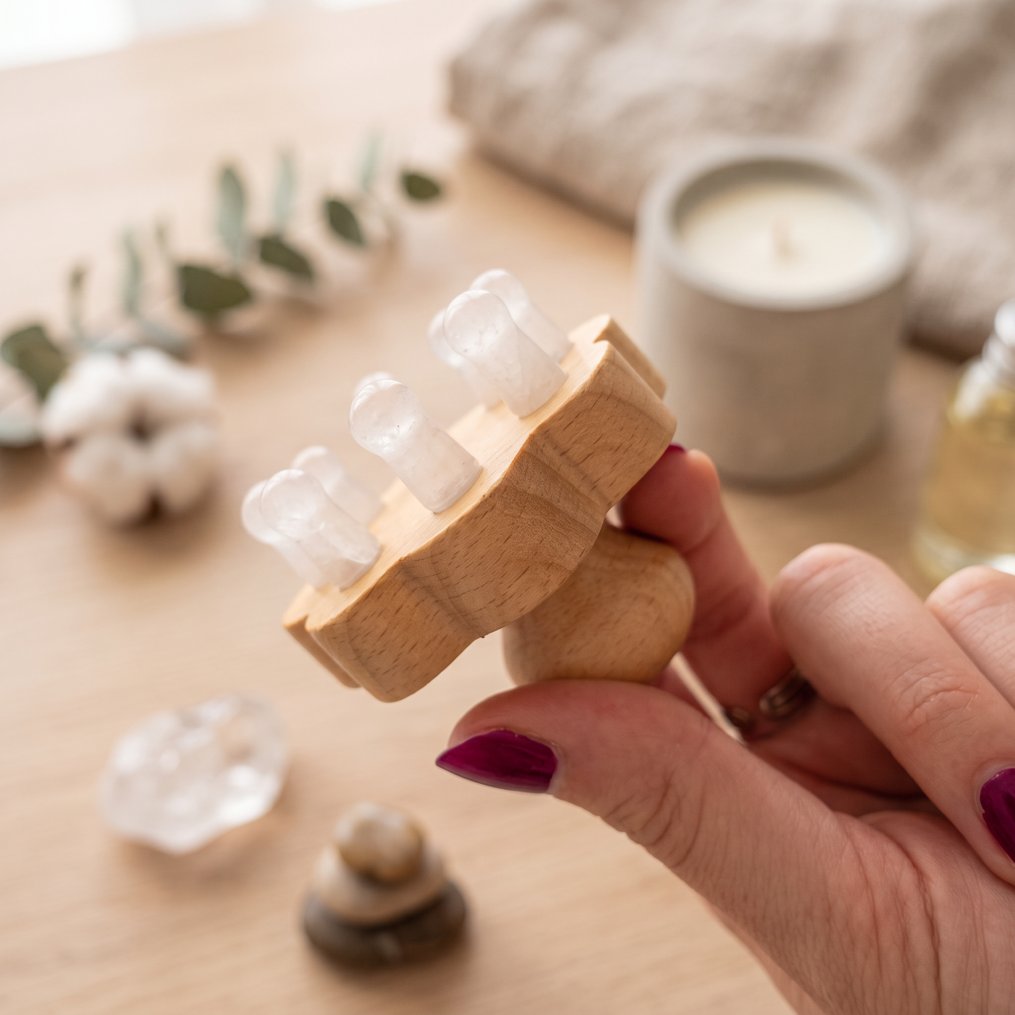 Brosse de massage cuir chevelu en quartz rose – Image 3