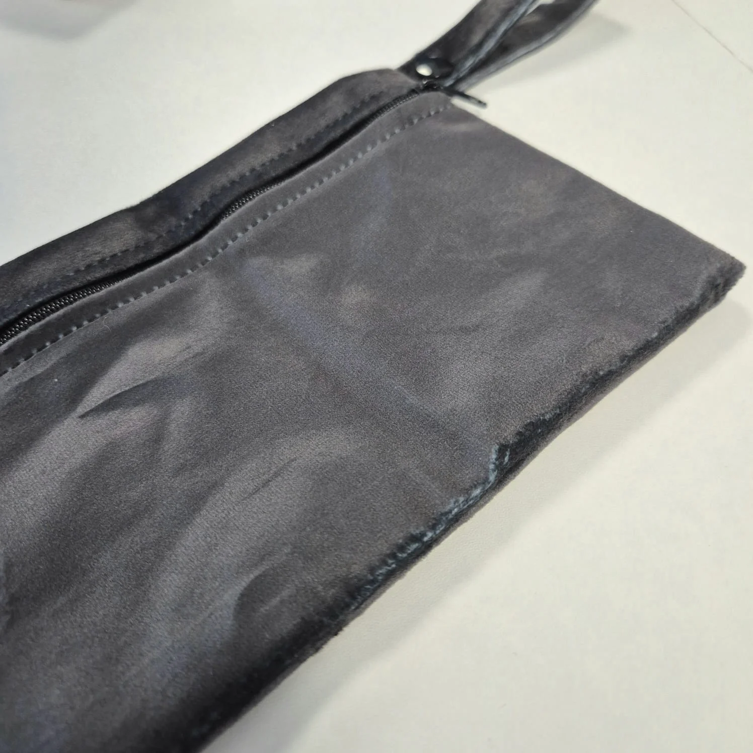 1 pochette multifonction imperméable et zippée - Minky Noir - Prix cassé – Image 2